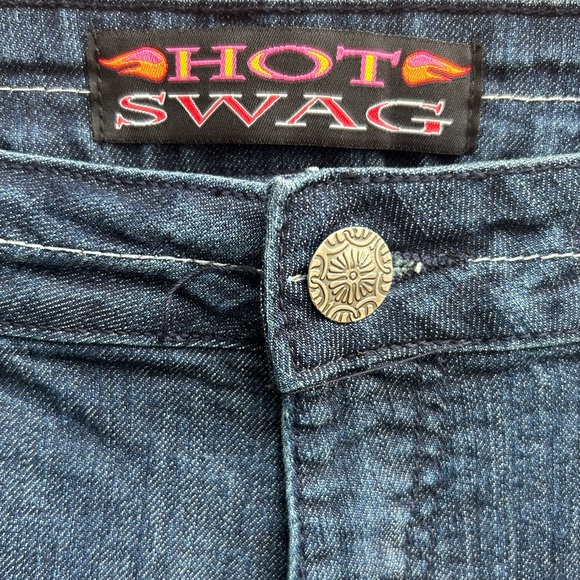 Hot Swag Women’s Blue Denim Jeans with Patches Tapered Leg Size 22W 2% Spandex - Picture 5 of 7